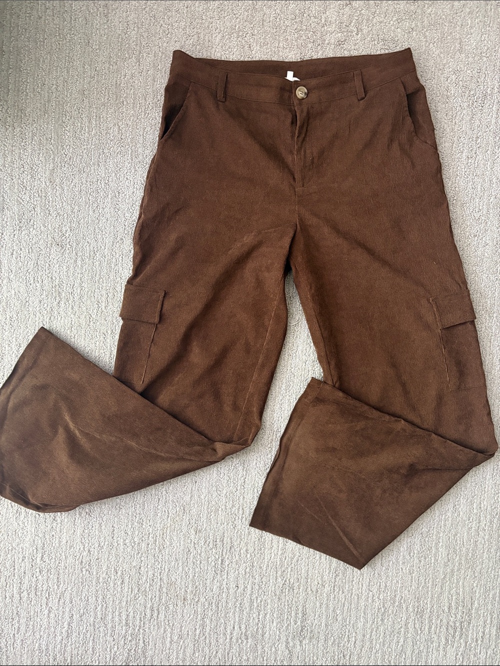 Wide-leg corduroy cargo pants